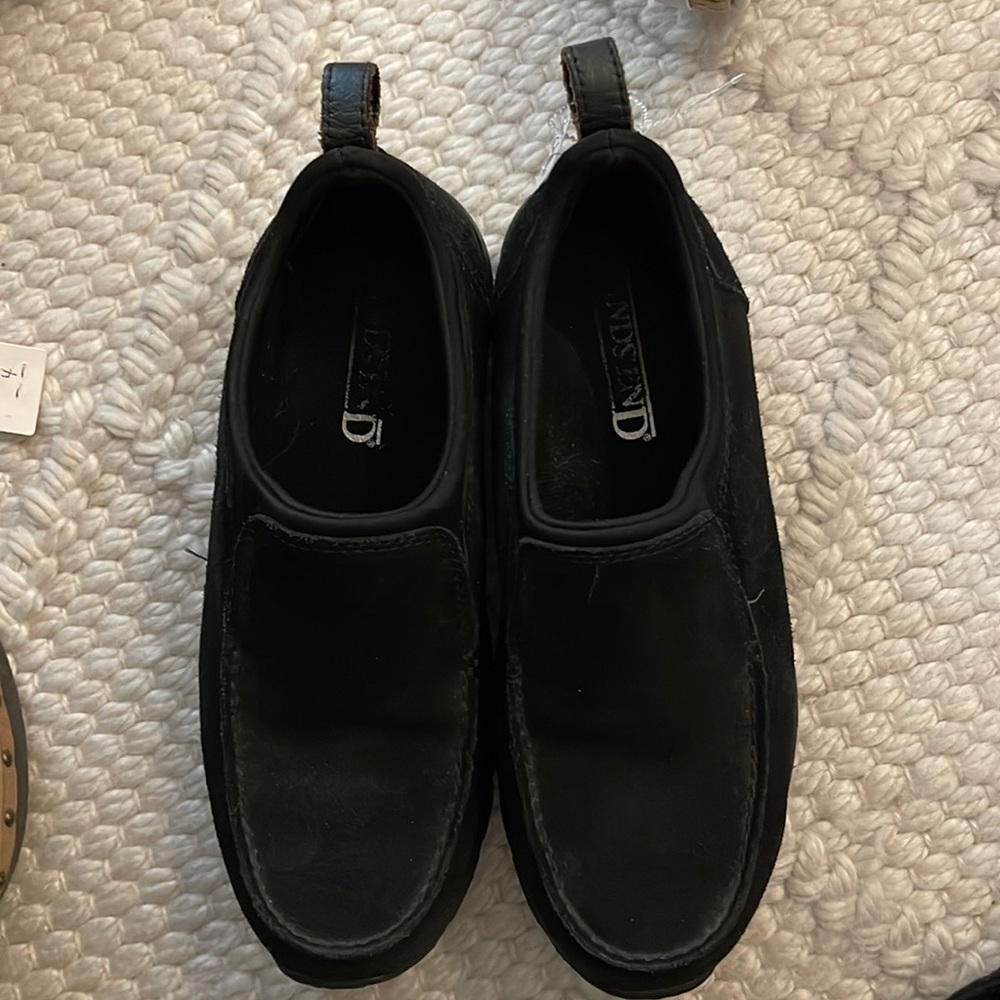 · Brand: Lands' End
These black women's Mocs great condition